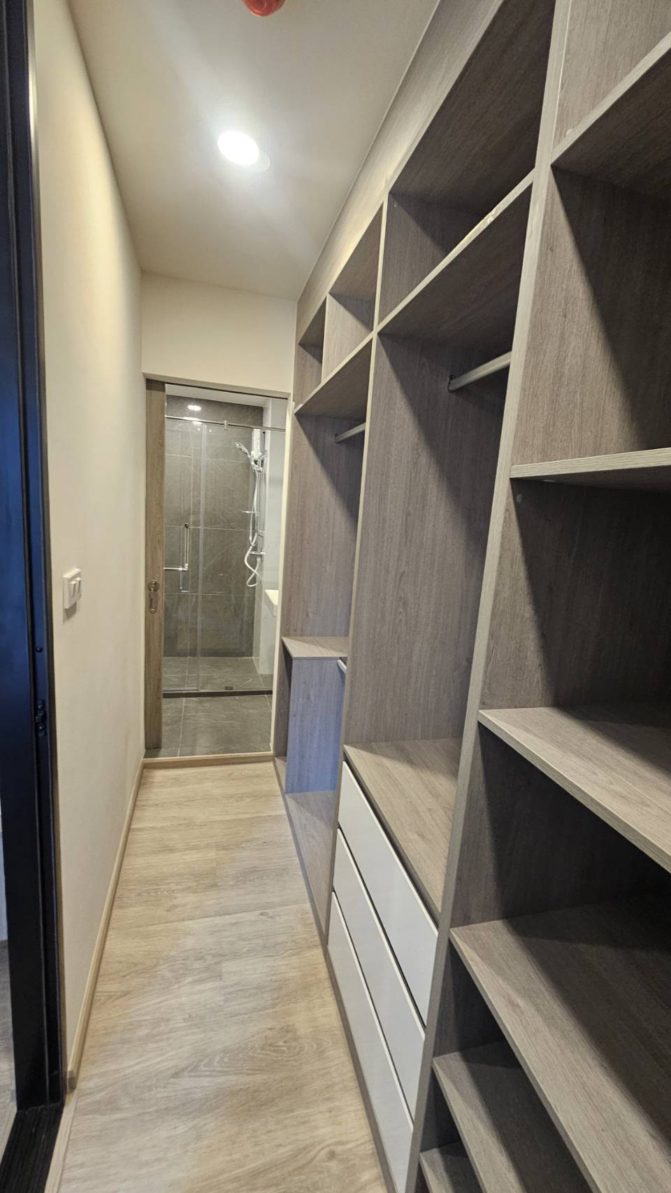 รูปภาพห้อง ออริจิ้น ปลั๊ก แอนด์ เพลย์ สิรินธร สเตชั่น