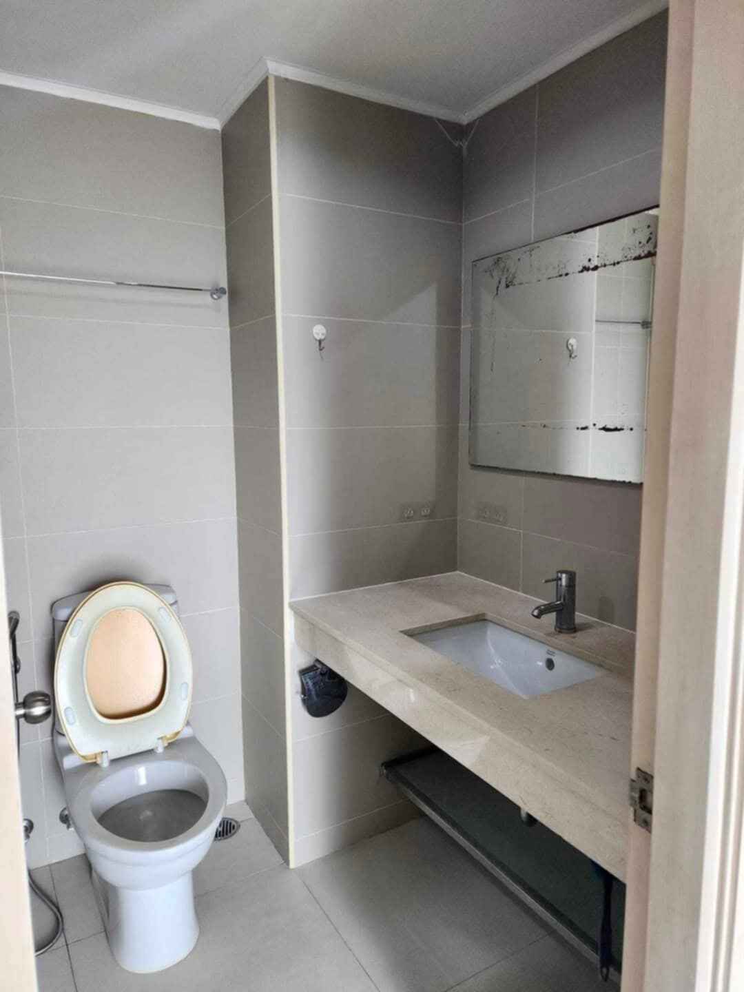 รูปภาพห้อง ลุมพินี สวีท ปิ่นเกล้า 