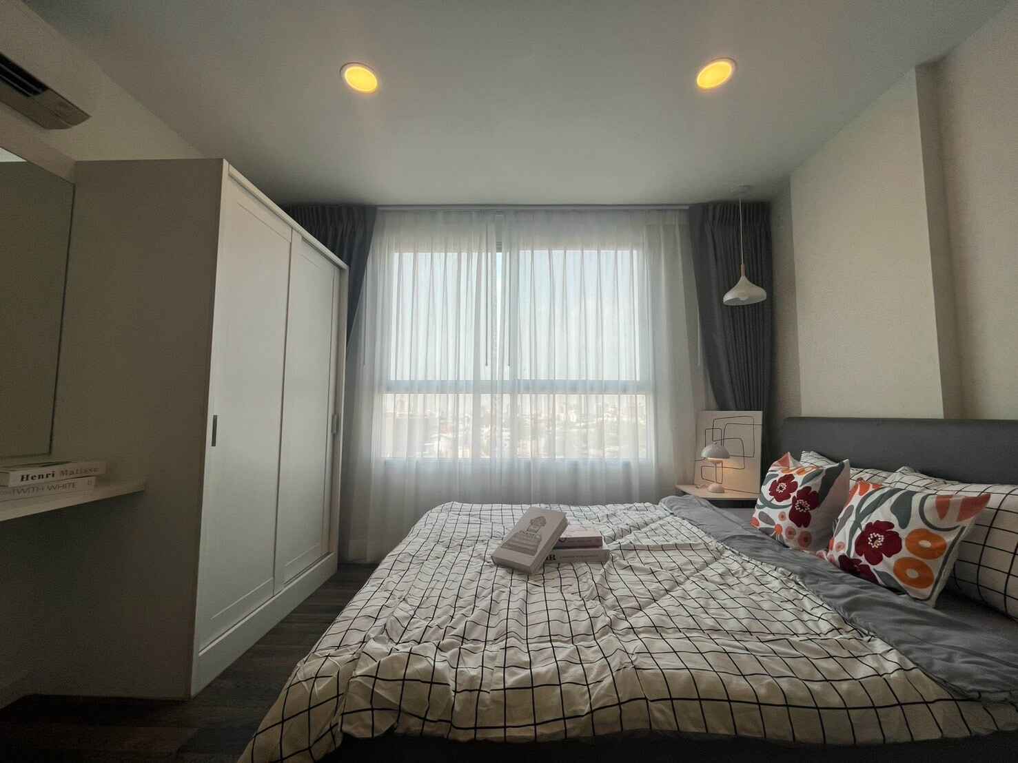 ดีบุรา พรานนก