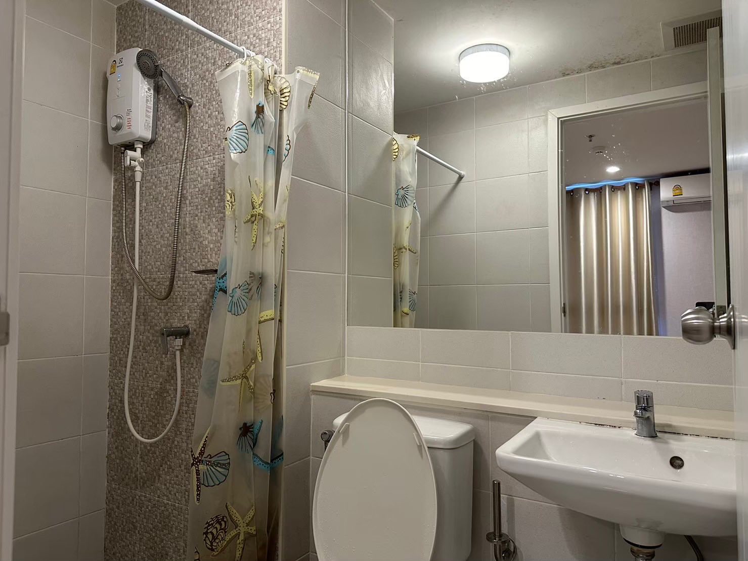 รูปภาพห้อง พลัมคอนโด ปิ่นเกล้า สเตชั่น