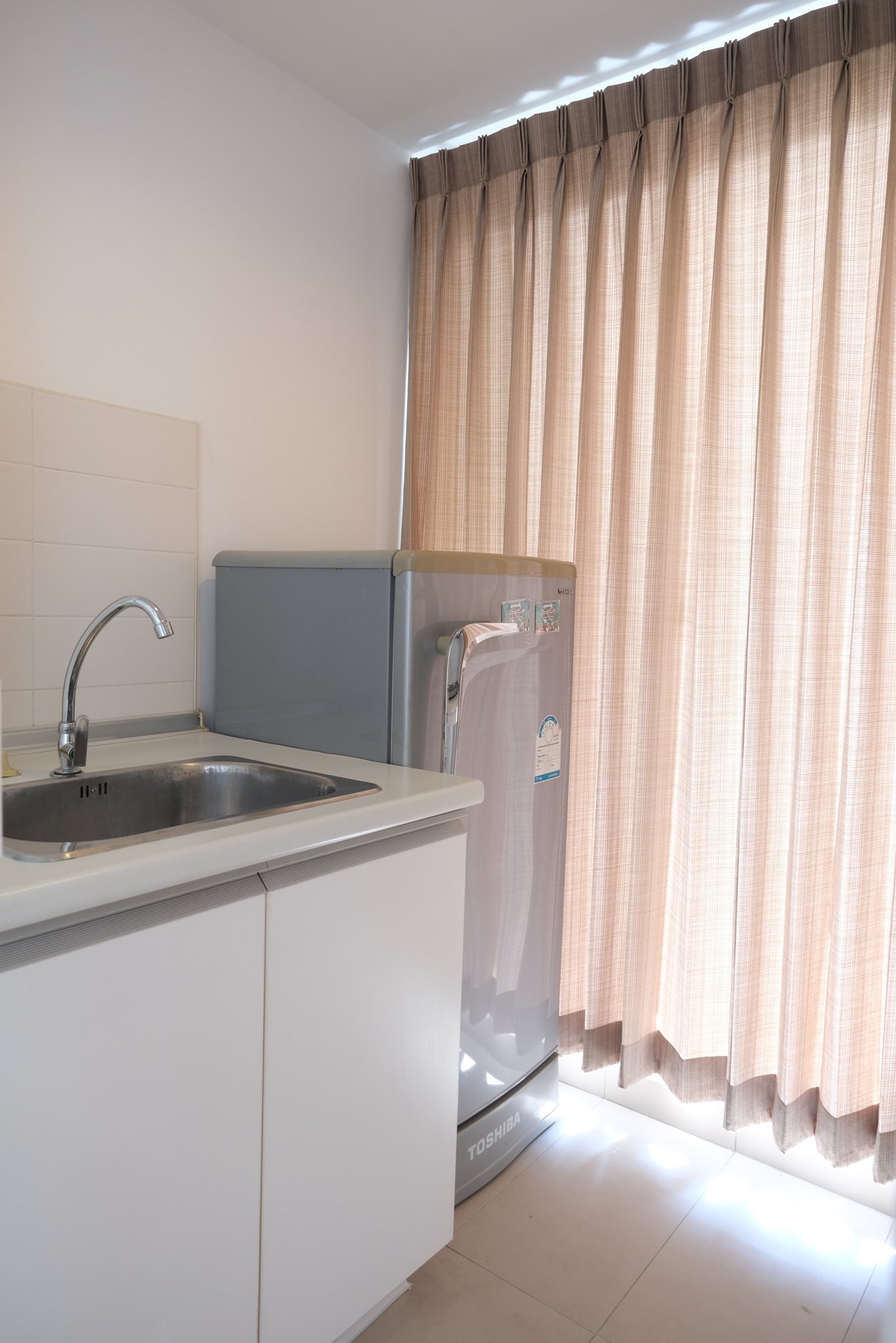 รูปภาพห้อง ลุมพินี สวีท ปิ่นเกล้า 