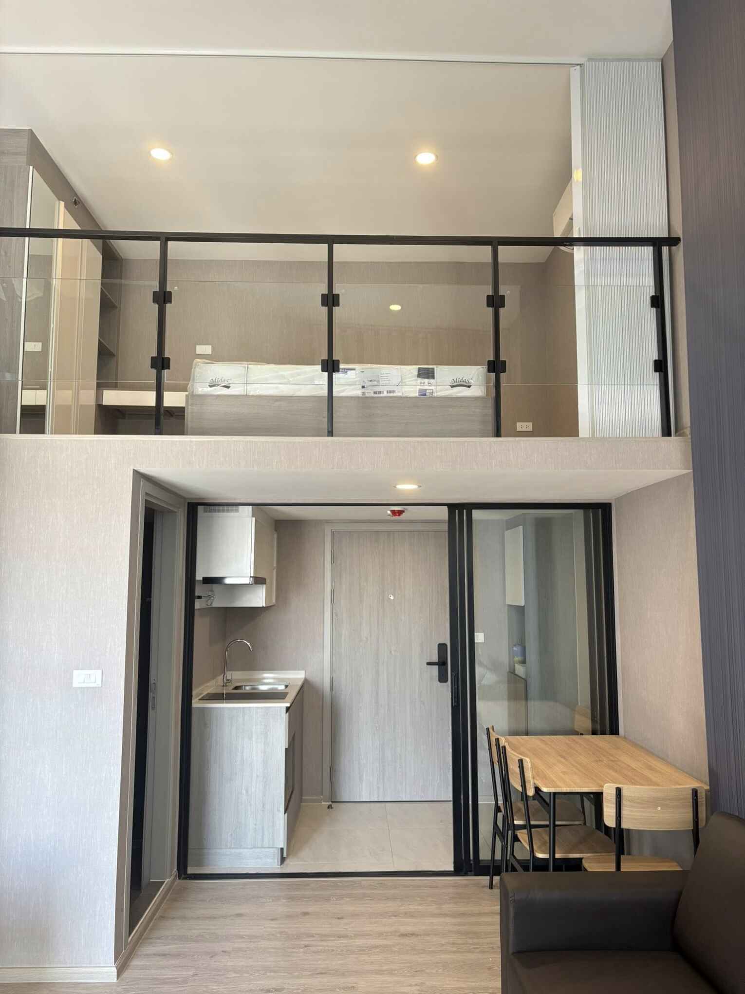 รูปภาพห้อง ออริจิ้น ปลั๊ก แอนด์ เพลย์ สิรินธร สเตชั่น