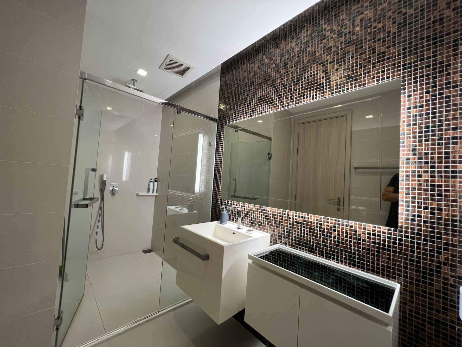 รูปภาพห้อง 333 ริเวอร์ไซด์