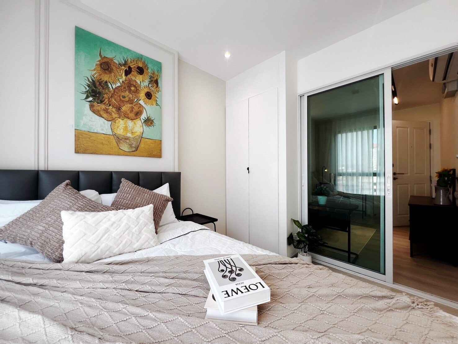 ดิ เอสเตท แอท ท่าพระ