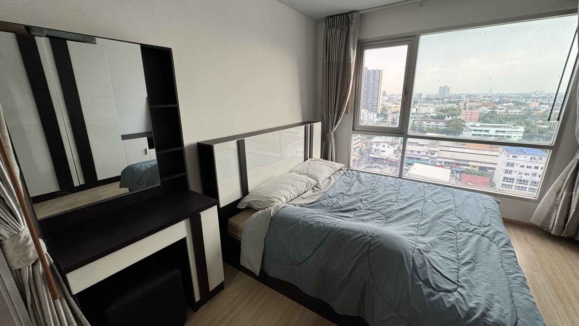 คาซ่า คอนโด รัชดา - ราชพฤกษ์