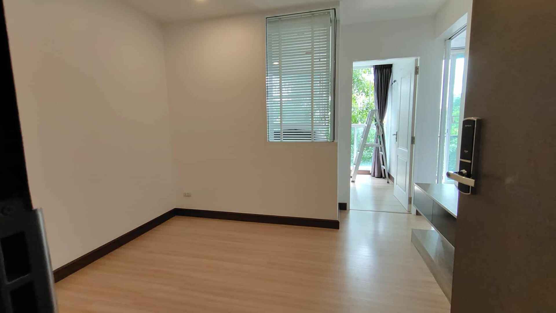 ชาโตว์ อินทาวน์ จรัญสนิทวงศ์ 96/2