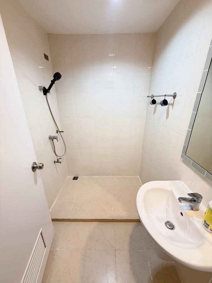 รูปภาพห้อง ไอคอนโด เพชรเกษม 39